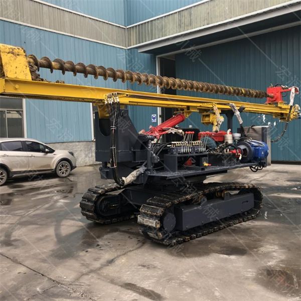 履帶光伏鉆孔機(jī)，光伏螺旋鉆孔機(jī)報價